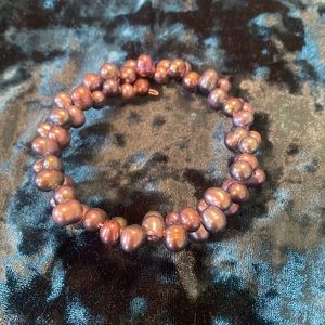 Iridescent black pearl bracelet.